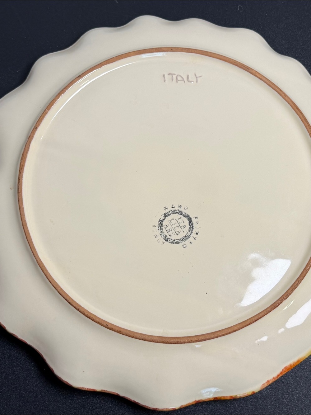 Hand-Painted Italica Ars Fish Bowl and Plate Serving Set of Two - Picture 7 of 9